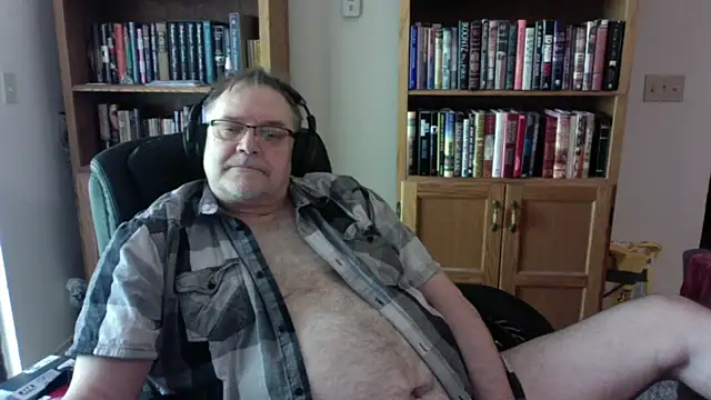 Vinyl22xh online show from 13, 5, 2026