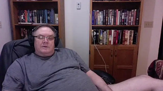 Snapshot of Vinyl22@xh chatting on 1, 6, 2026 Vinyl22xh online show from 1, 6, 2026