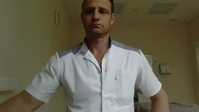 Snapshot of Freeze_Fire chatting on 5, 10, 2025 Freeze Fire online show from 5, 10, 2025