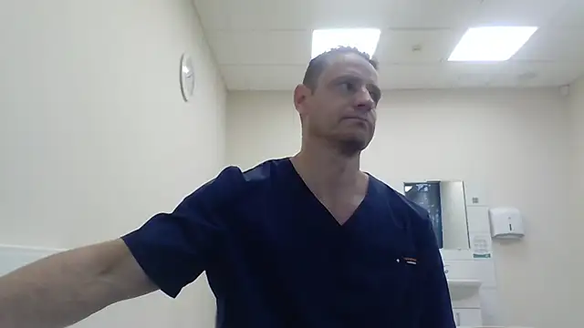 Snapshot of Freeze_Fire chatting on 3, 11, 2025 Freeze Fire online show from 3, 11, 2025