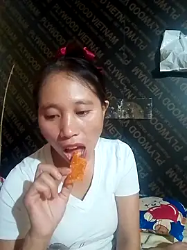 Snapshot of ruby-00 chatting on 11, 10, 2025 ruby-00 online show from 11, 10, 2025