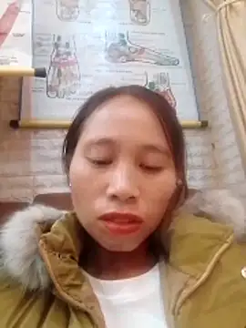 Snapshot of ruby-00 chatting on 23, 10, 2025 ruby-00 online show from 23, 10, 2025