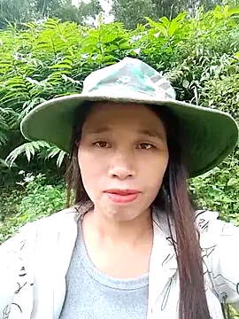 Snapshot of ruby-00 chatting on 28, 10, 2025 ruby-00 online show from 28, 10, 2025