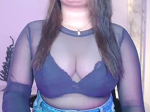 Snapshot of Black_Majik_Women chatting on 24, 10, 2025 Black Majik Women online show from 24, 10, 2025