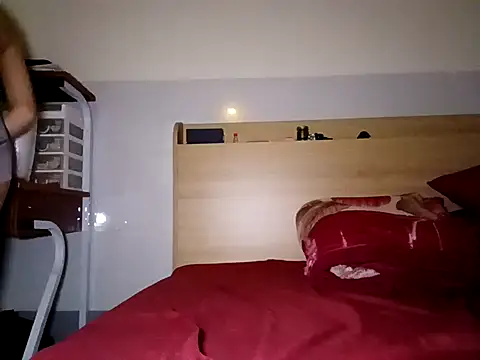 Snapshot of Soin18 chatting on 5, 11, 2025 Soin18 online show from 5, 11, 2025