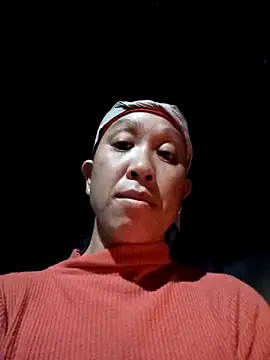 Snapshot of vtmbae chatting on 6, 10, 2025 vtmbae online show from 6, 10, 2025