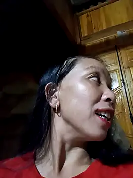 Snapshot of vtmbae chatting on 10, 10, 2025 vtmbae online show from 10, 10, 2025