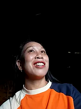 Snapshot of vtmbae chatting on 27, 10, 2025 vtmbae online show from 27, 10, 2025