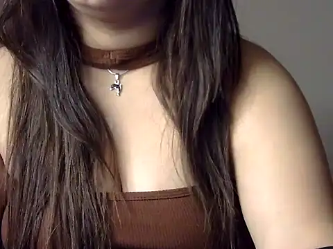 Snapshot of Aaliya02 chatting on 24, 10, 2025 Aaliya02 online show from 24, 10, 2025