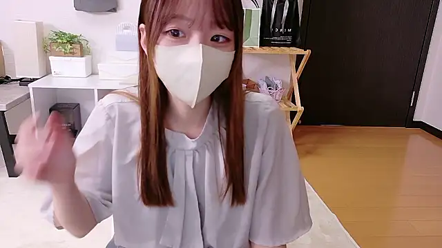 saku sakura  online show from 5, 10, 2025