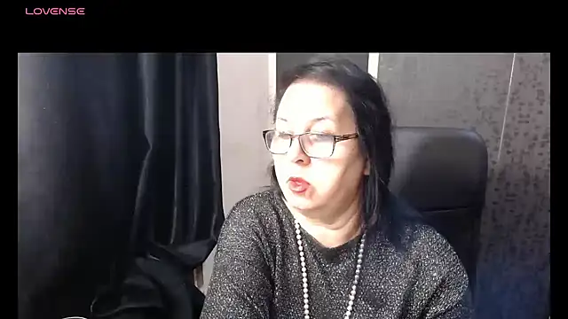 MissSanjanne online show from 4, 12, 2025