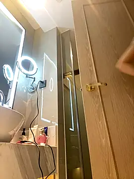 Snapshot of miumiu-66 chatting on 4, 11, 2025 miumiu-66 online show from 4, 11, 2025