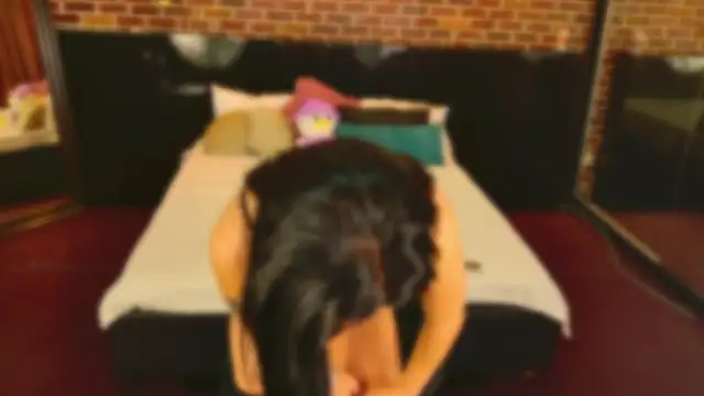 MeganSin  online show from 22, 11, 2025