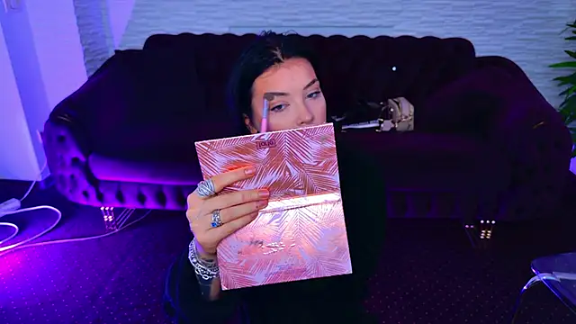 MeganSin  online show from 16, 2, 2026