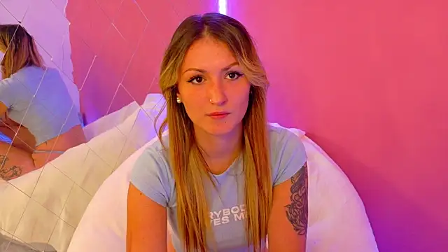 Snapshot of Anaayss_ chatting on 30, 9, 2025 Anaayss online show from 30, 9, 2025