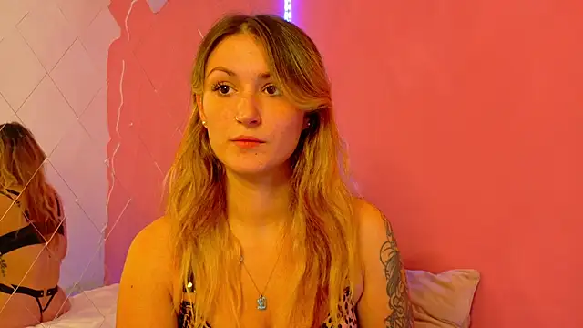 Snapshot of Anaayss_ chatting on 21, 10, 2025 Anaayss online show from 21, 10, 2025