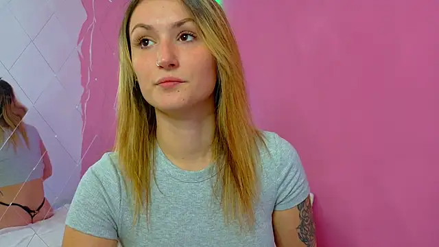 Snapshot of Anaayss_ chatting on 24, 10, 2025 Anaayss online show from 24, 10, 2025