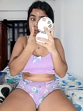 Snapshot of Sashalana chatting on 1, 10, 2025 Sashalana online show from 1, 10, 2025