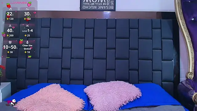 Snapshot of Krystal_Heartss chatting on 20, 10, 2025 Krystal Heartss online show from 20, 10, 2025