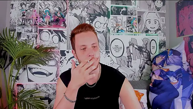 LeoMooree online show from 15, 10, 2025