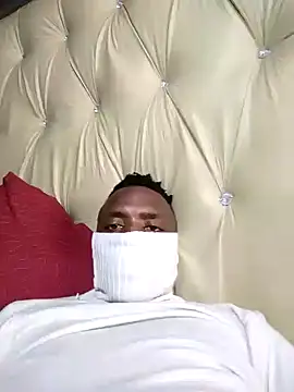 Snapshot of Thathazonke123 chatting on 1, 10, 2025 Thathazonke123 online show from 1, 10, 2025