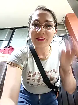 Mia-love-03 online show from 24, 10, 2025