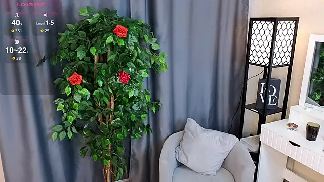 Snapshot of ElenoreReth chatting on 17, 3, 2026 ElenoreReth online show from 17, 3, 2026