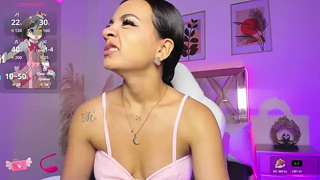 Snapshot of akira_09_ chatting on 6, 11, 2025 akira 09 online show from 6, 11, 2025