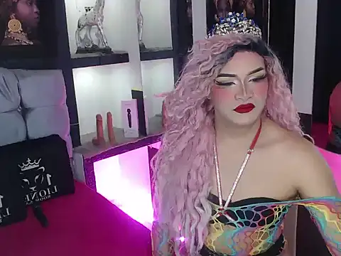 Snapshot of Sophia_hott01 chatting on 24, 9, 2025 Sophia hott01 online show from 24, 9, 2025