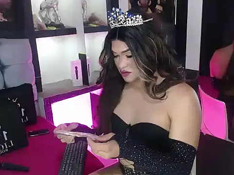 Snapshot of Sophia_hott01 chatting on 10, 10, 2025 Sophia hott01 online show from 10, 10, 2025