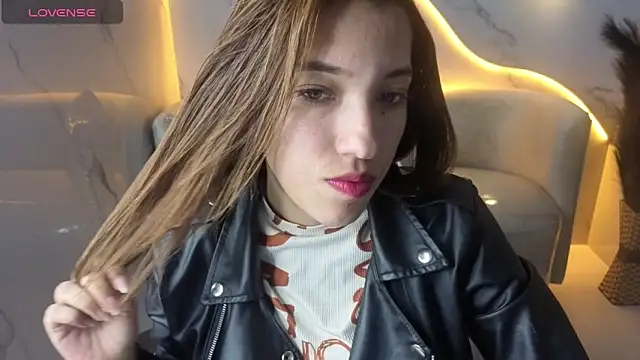 Snapshot of Skyler_Gracee_Tx chatting on 29, 10, 2025 Skyler Gracee Tx online show from 29, 10, 2025