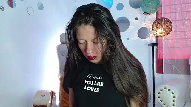 Snapshot of Nina_Roser chatting on 24, 9, 2025 Nina Roser online show from 24, 9, 2025