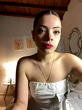 Bleer Rousse online show from 18, 12, 2025