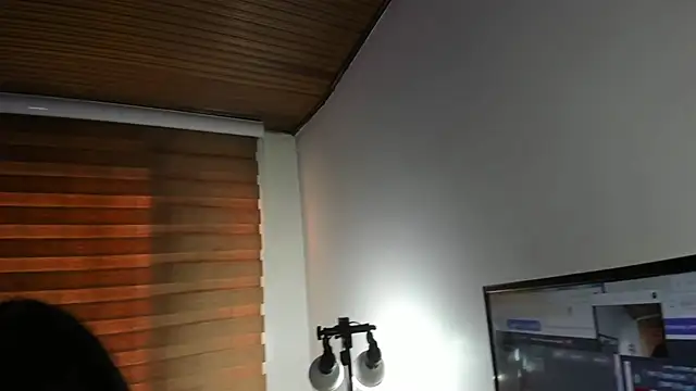 Antonela vargas online show from 15, 12, 2025