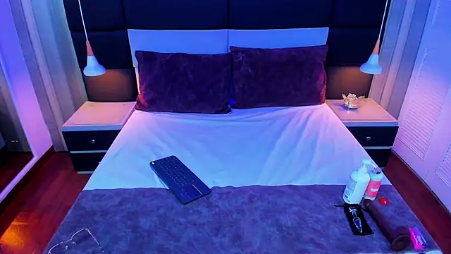 Snapshot of annytovar chatting on 29, 9, 2025 annytovar online show from 29, 9, 2025