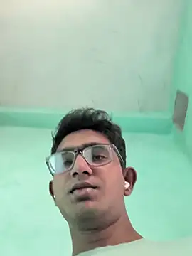 slaveboi9876 online show from 17, 12, 2025