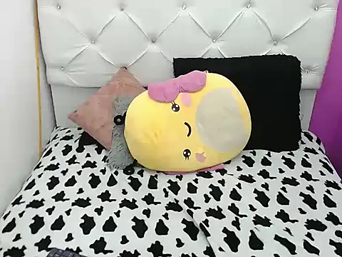 xx-kike-xx online show from 25, 9, 2025