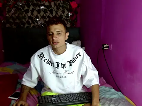 xx-kike-xx online show from 14, 11, 2025