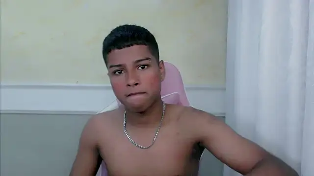 Snapshot of Alexander_berry chatting on 27, 9, 2025 Alexander berry online show from 27, 9, 2025