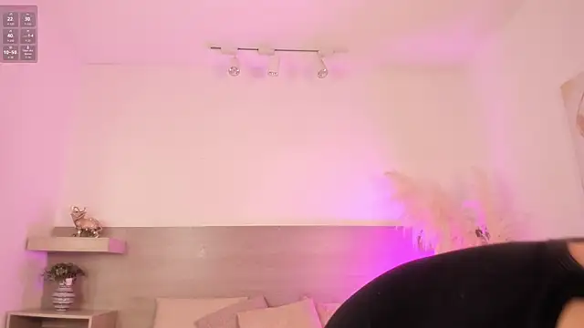 Snapshot of Ivana_Hall chatting on 29, 9, 2025 Ivana Hall online show from 29, 9, 2025