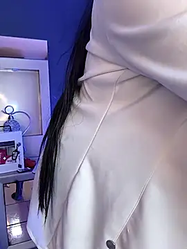 Snapshot of soymiasecret chatting on 2, 10, 2025 soymiasecret online show from 2, 10, 2025