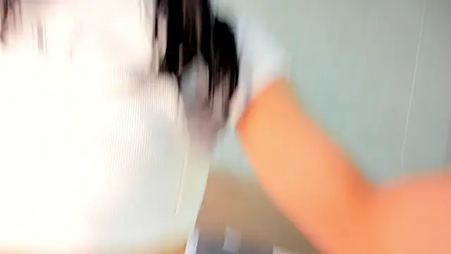 Snapshot of ValeryTrans_ chatting on 2, 11, 2025 ValeryTrans online show from 2, 11, 2025