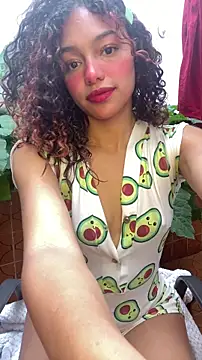 Snapshot of PrettyLia chatting on 22, 10, 2025 PrettyLia online show from 22, 10, 2025