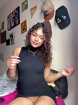 PrettyLia online show from 6, 2, 2026