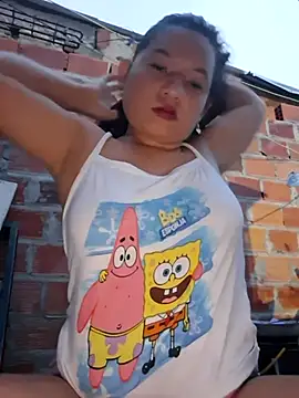 Snapshot of hot-mom22 chatting on 5, 10, 2025 hot-mom22 online show from 5, 10, 2025