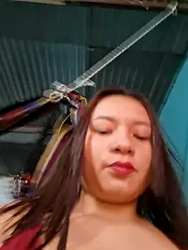 Snapshot of hot-mom22 chatting on 21, 10, 2025 hot-mom22 online show from 21, 10, 2025