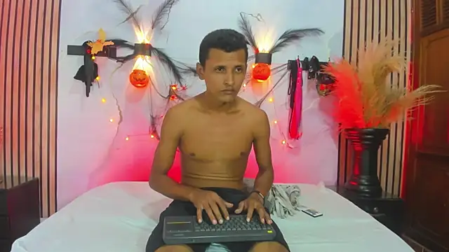 Snapshot of BrittaParkerr chatting on 20, 10, 2025 BrittaParkerr online show from 20, 10, 2025