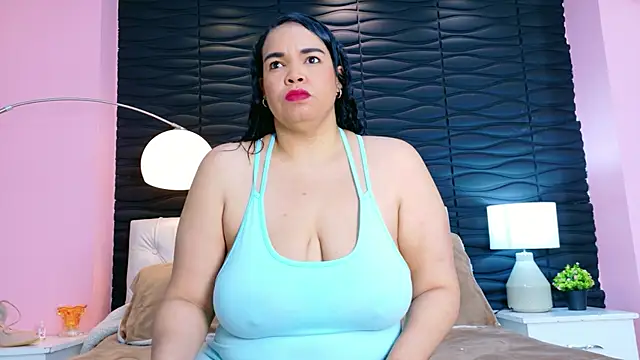 Snapshot of Valery_Nasty__ chatting on 4, 10, 2025 Valery Nasty online show from 4, 10, 2025