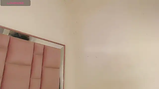 roxanawillts online show from 23, 11, 2025