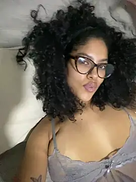 Snapshot of miiabrown18 chatting on 26, 5, 2026 miiabrown18 online show from 26, 5, 2026